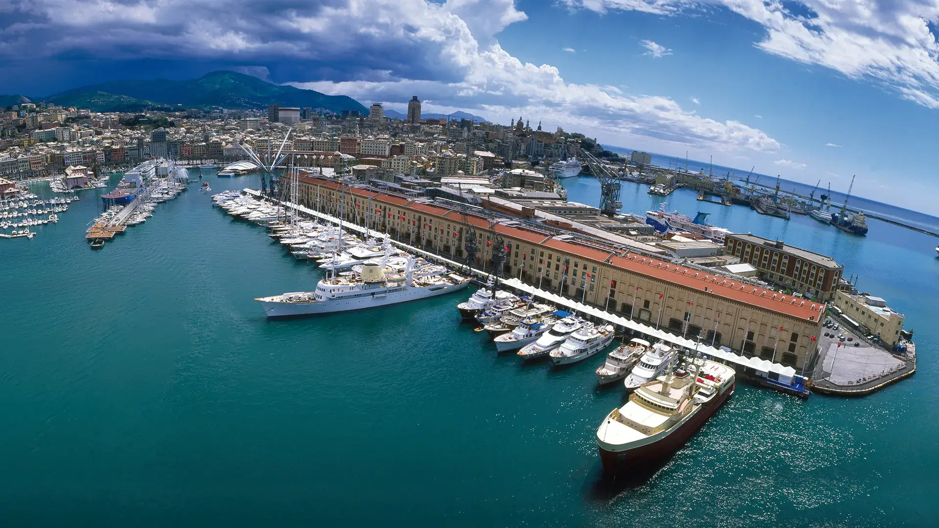 Panoramica magazzini